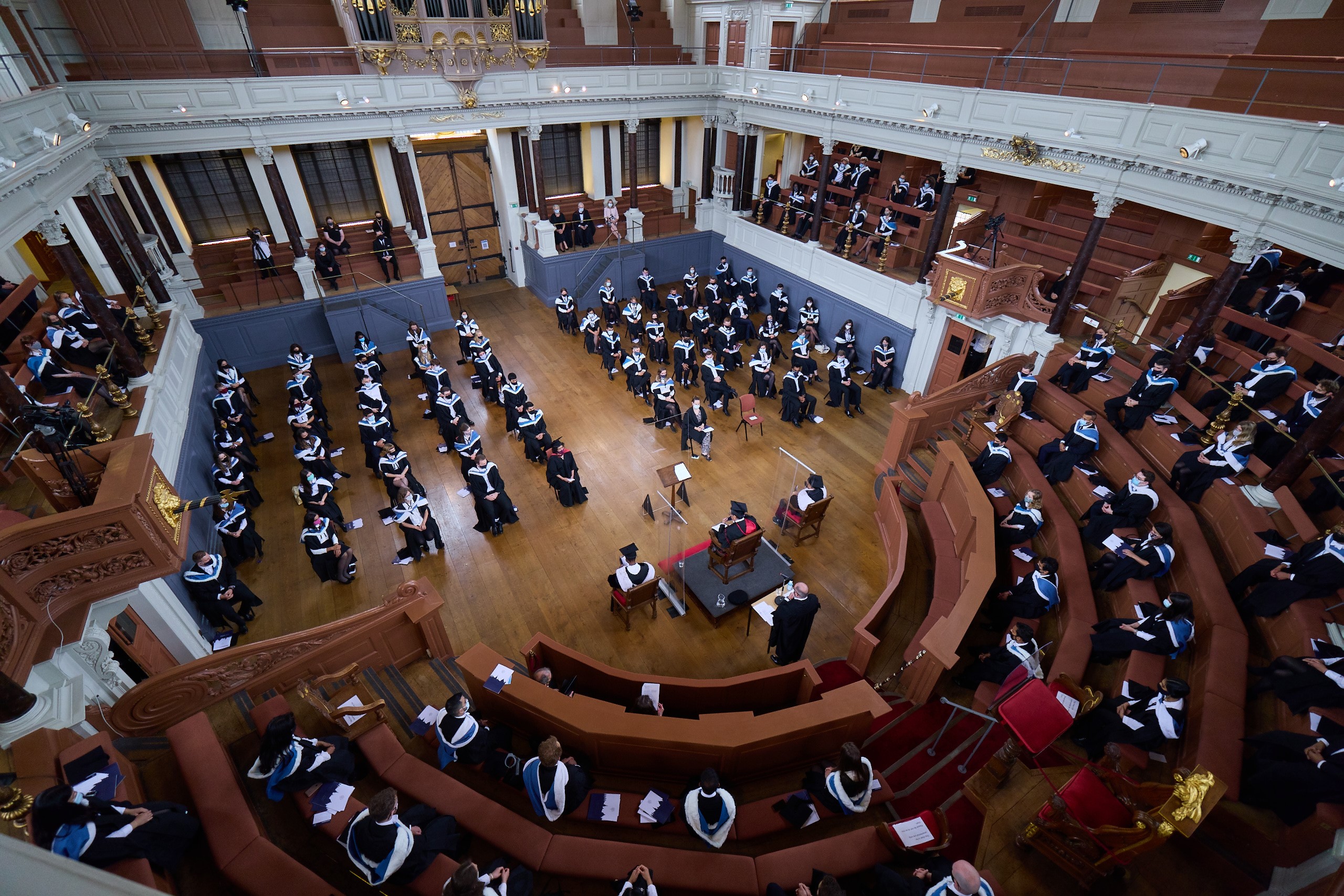 Oxford Holds In person Graduation Ceremony For Medical students Joining 