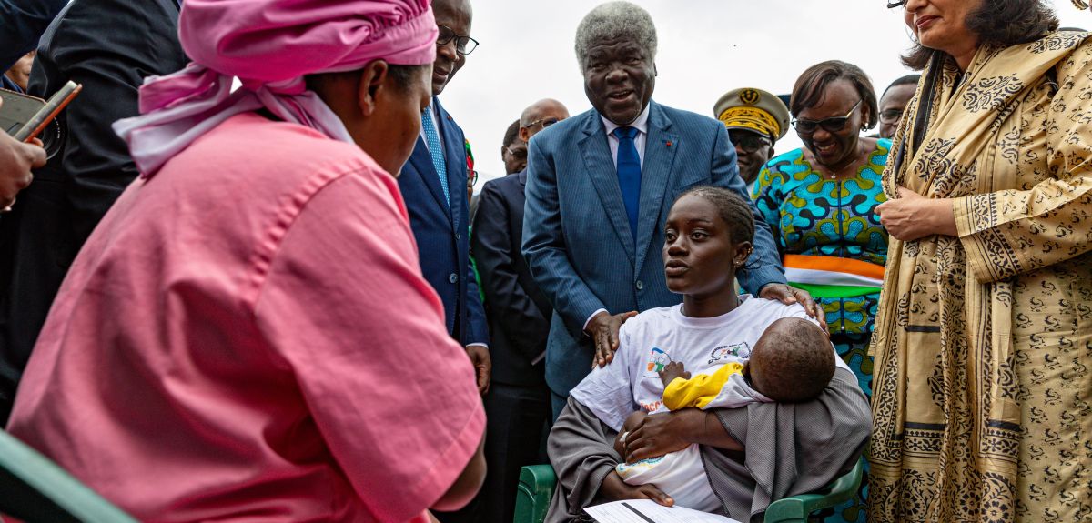 Abidjan, Côte d’Ivoire: First baby receiving the new R21/Matrix-M™ malaria vaccine, co-developed by the University of Oxford and Serum Institute of India