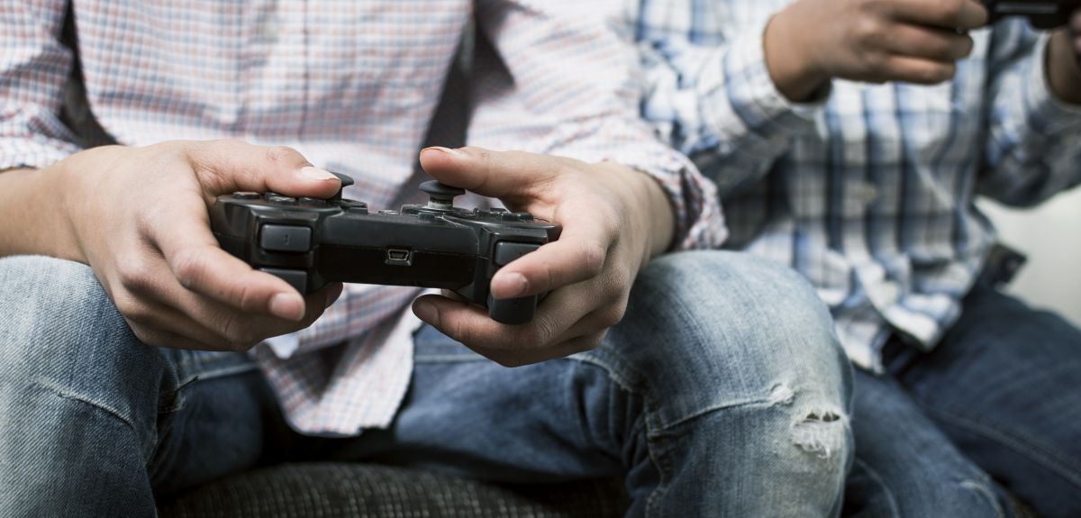 Study links time spent gaming with hyperactivity and lack of interest in schoolwork.