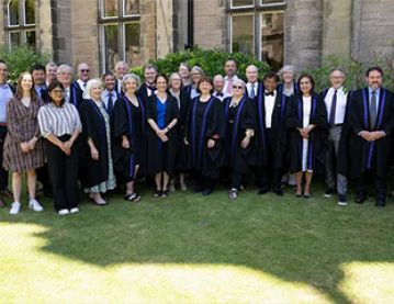 Group outside Rhodes House